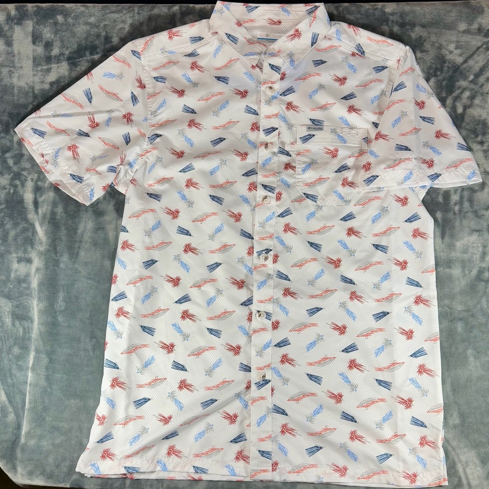 Columbia Sportswear Performance Fishing Gear PFG Omni-shade Button Up Mens S NWT